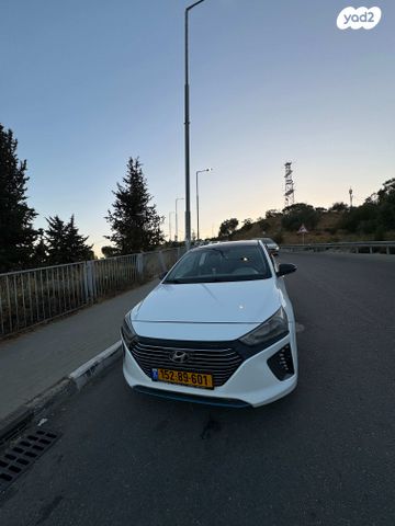 יונדאי איוניק