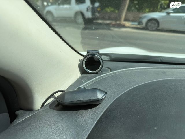 מודעת רכב ניסאן מיקרה