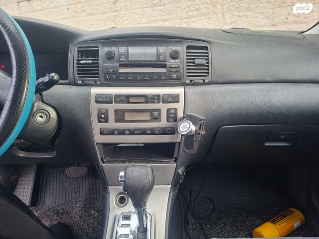 טויוטה קורולה