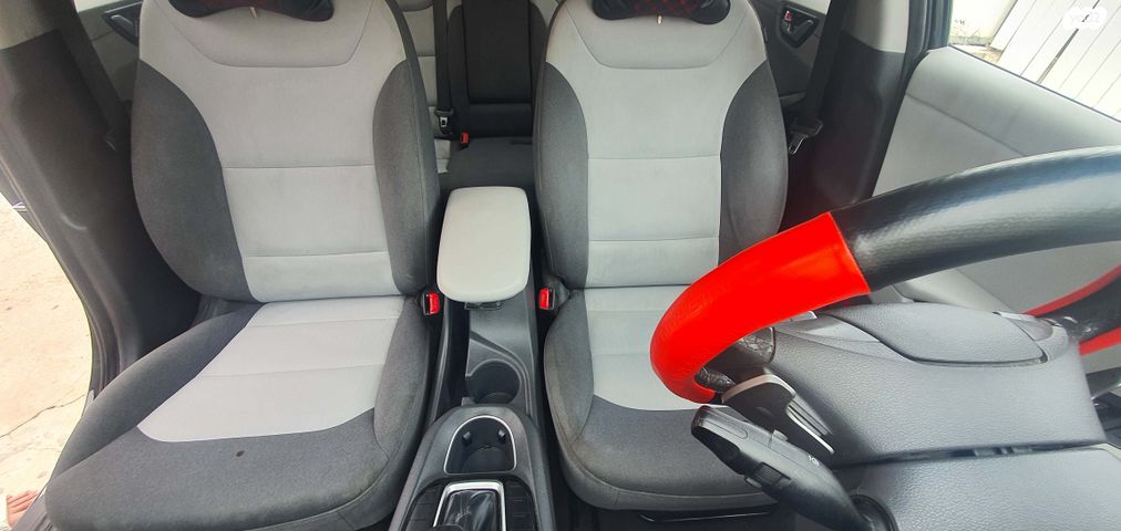 יונדאי איוניק