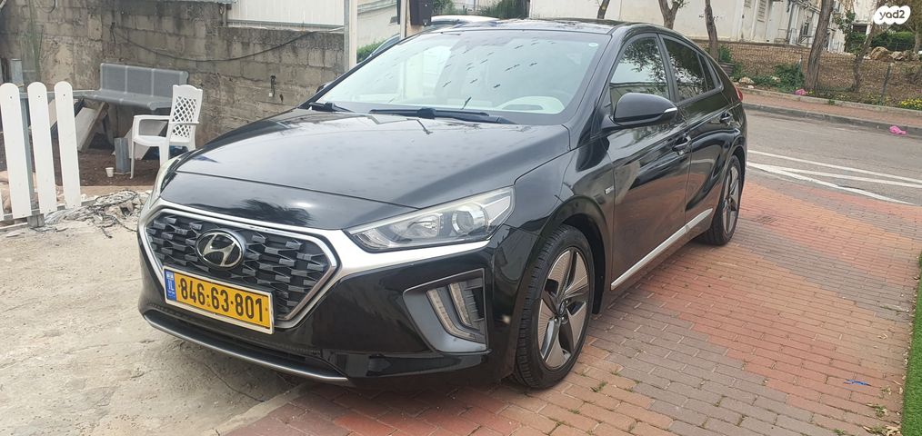 יונדאי איוניק