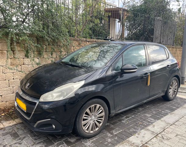 מודעת רכב פיג'ו 208