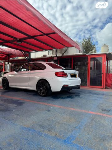 מודעת רכב ב מ וו סדרה 2