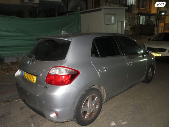 טויוטה אוריס