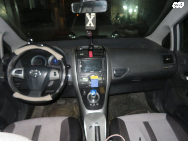 טויוטה אוריס