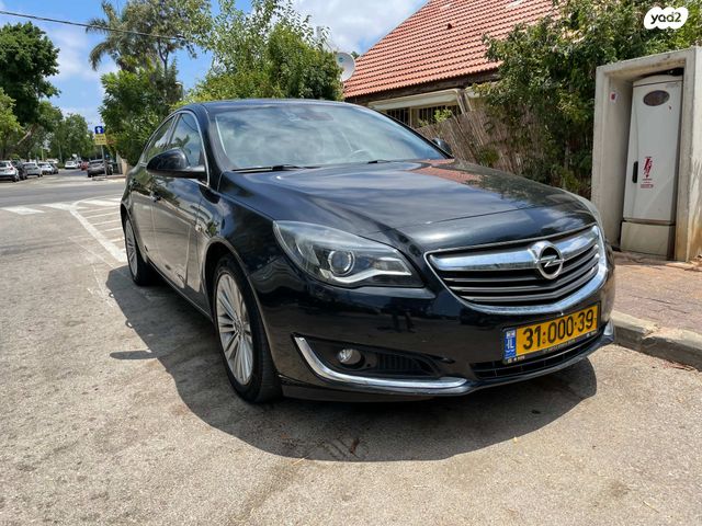 מודעת רכב אופל אינסיגניה