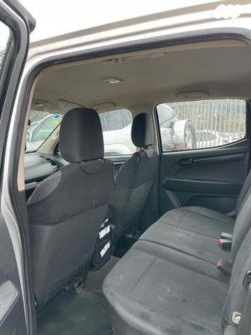 איסוזו די-מקס