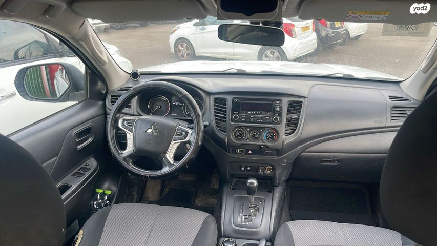 מיצובישי טרייטון / L200