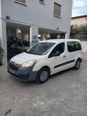 מודעת רכב סיטרואן ברלינגו