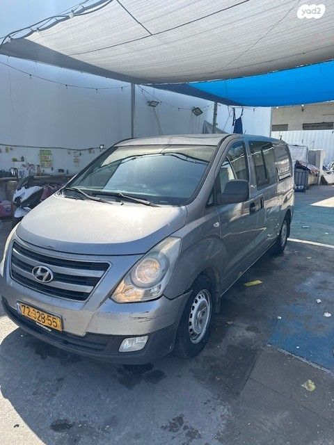 יונדאי H-1 / i800