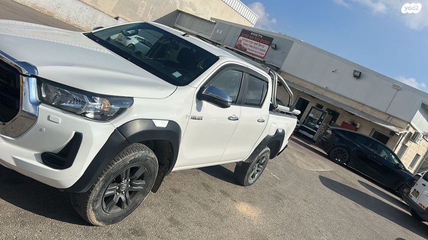 מודעת רכב טויוטה היילקס