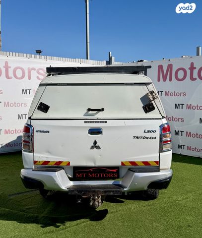 מיצובישי טרייטון / L200