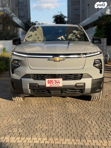 מודעת רכב שברולט סילברדו EV