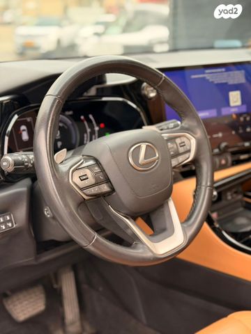 מודעת רכב לקסוס NX 1
