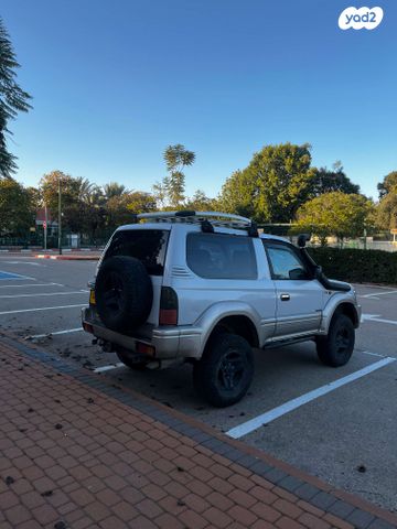 טויוטה לנד קרוזר