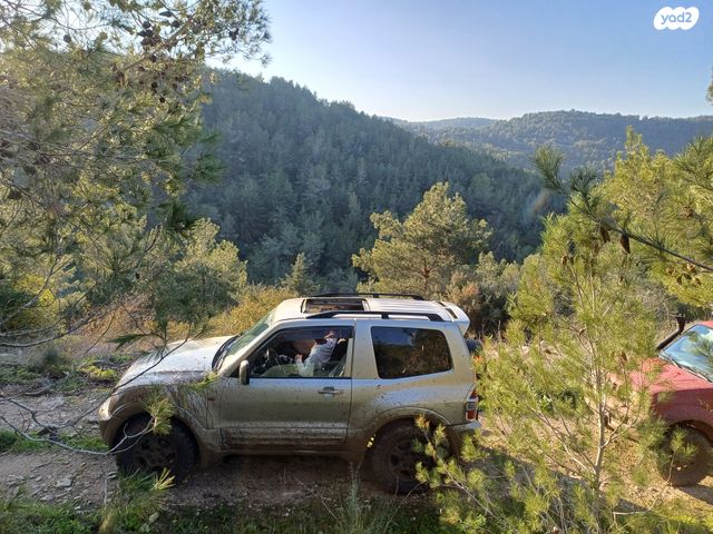 מודעת רכב מיצובישי פג'רו