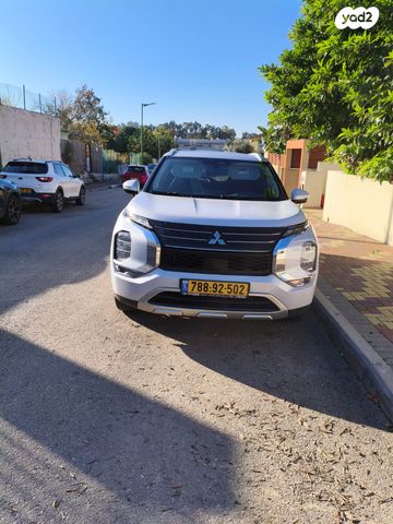 מיצובישי אאוטלנדר