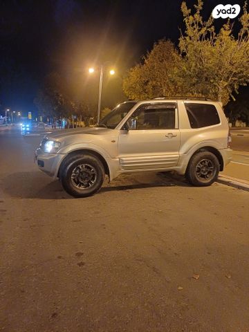 מיצובישי פג'רו