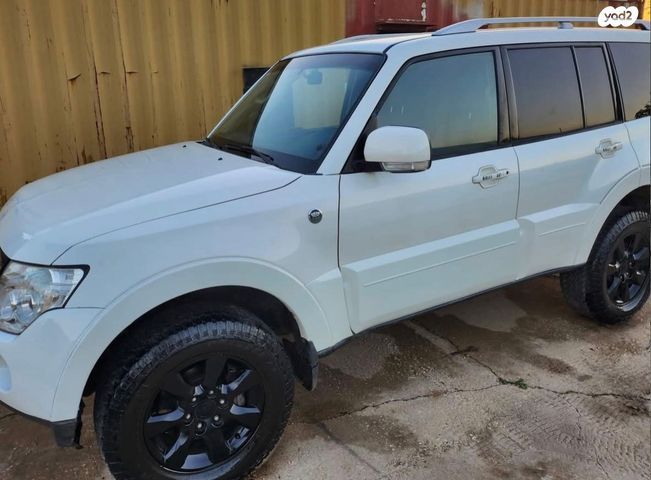 מודעת רכב מיצובישי פג'רו