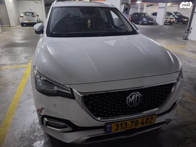 מודעת רכב אם ג'י EHS PHEV