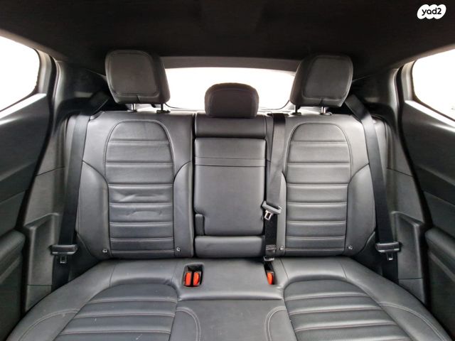 אלפא רומיאו טונלה