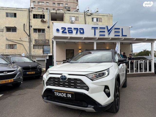מודעת רכב טויוטה RAV4