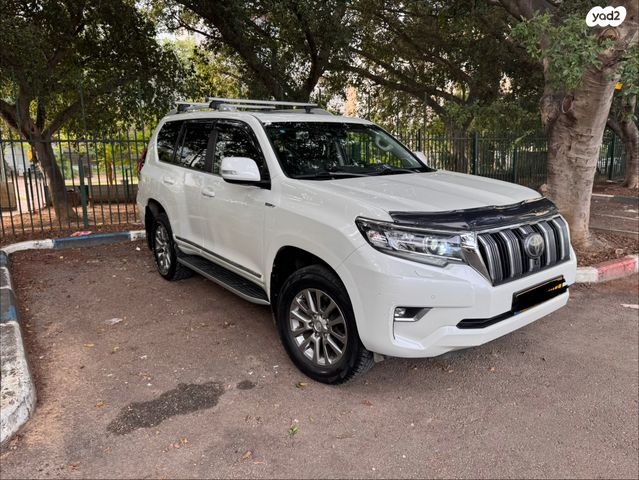 מודעת רכב טויוטה לנד קרוזר