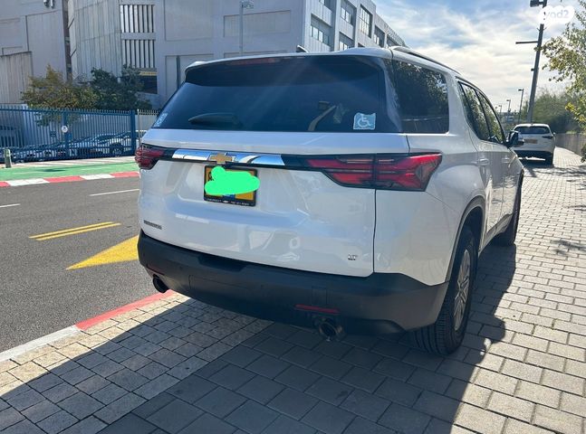 שברולט טראוורס