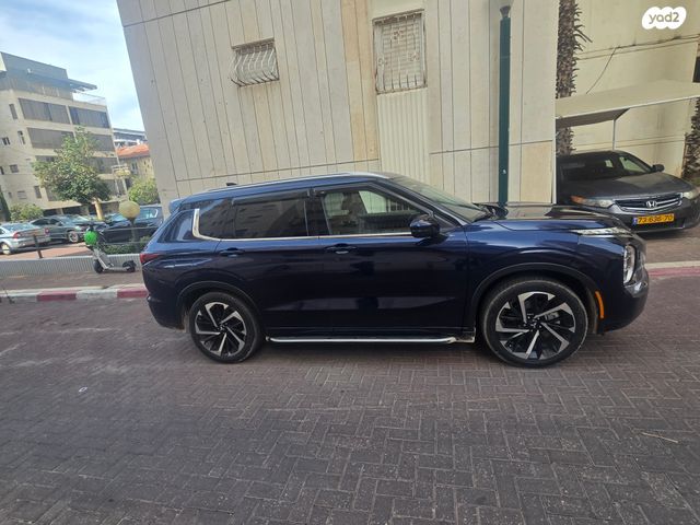 מיצובישי אאוטלנדר