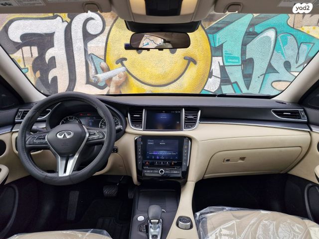 אינפיניטי QX50