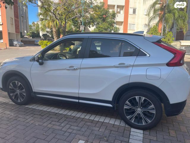 מודעת רכב מיצובישי אקליפס קרוס