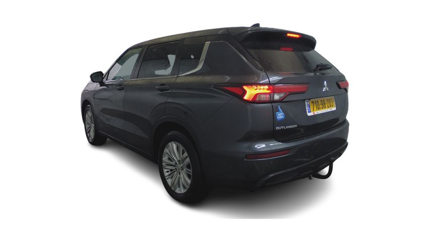 מיצובישי אאוטלנדר