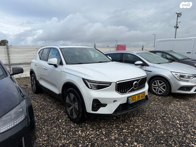 מודעת רכב וולוו XC40