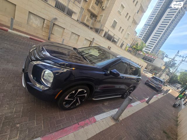 מיצובישי אאוטלנדר