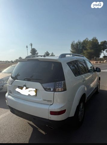 מיצובישי אאוטלנדר