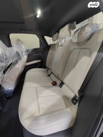 אאודי Q4 e-tron