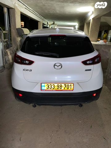 מודעת רכב מאזדה CX-3