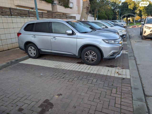 מודעת רכב מיצובישי אאוטלנדר
