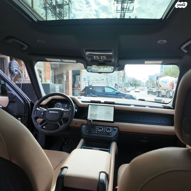 לנד רובר דיפנדר