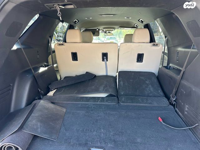 שברולט טראוורס