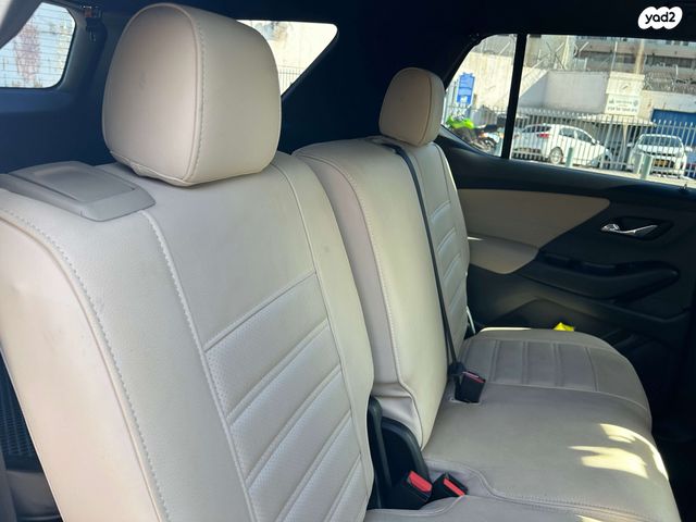 שברולט טראוורס