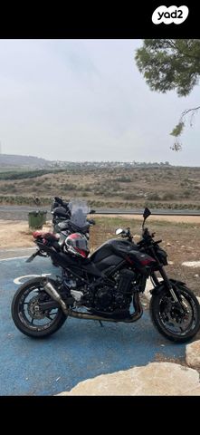 קאוואסאקי Z900