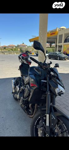 קאוואסאקי Z900