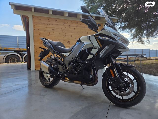 קאוואסאקי Versys 1000