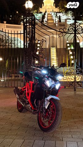 קאוואסאקי Z900