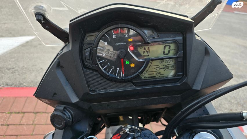 סוזוקי DL650A וי-סטרום