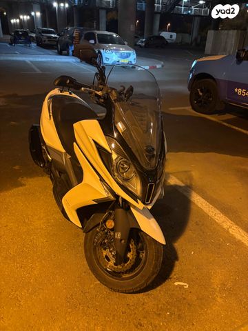 מודעת רכב קימקו דאון-טאון 350