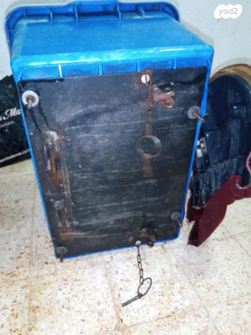 feedItemObj.data.row_1