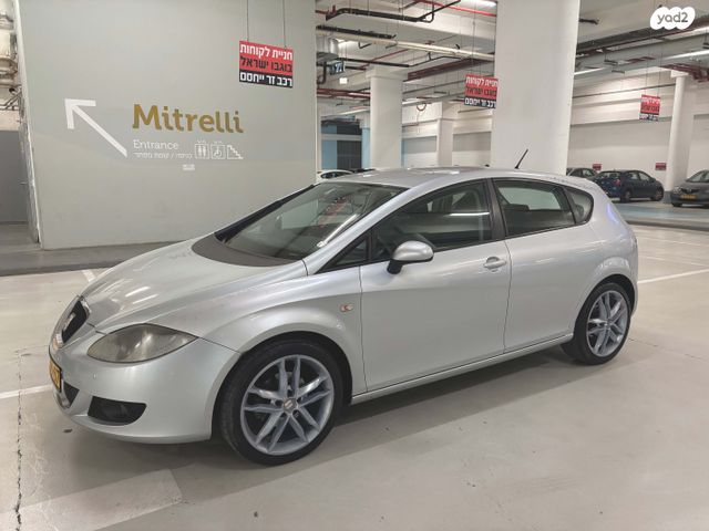 מודעת רכב סיאט לאון