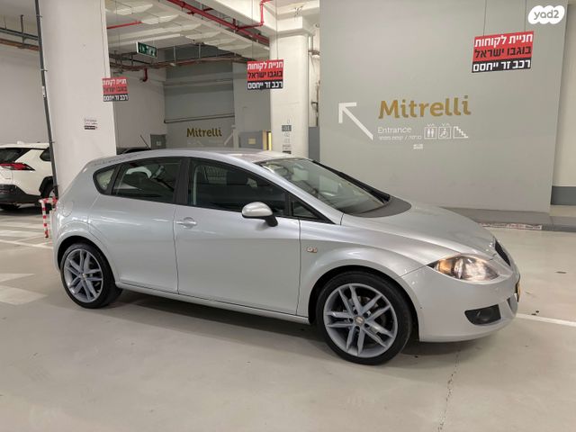 מודעת רכב סיאט לאון